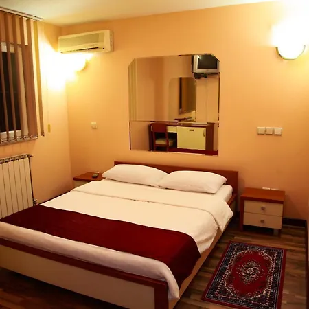 Italy And Restaurants Hotel